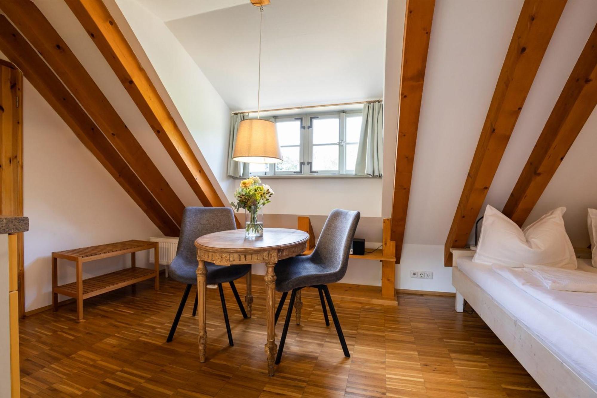 ラーデボイル Weingut Haus Steinbachヴィラ 部屋 写真