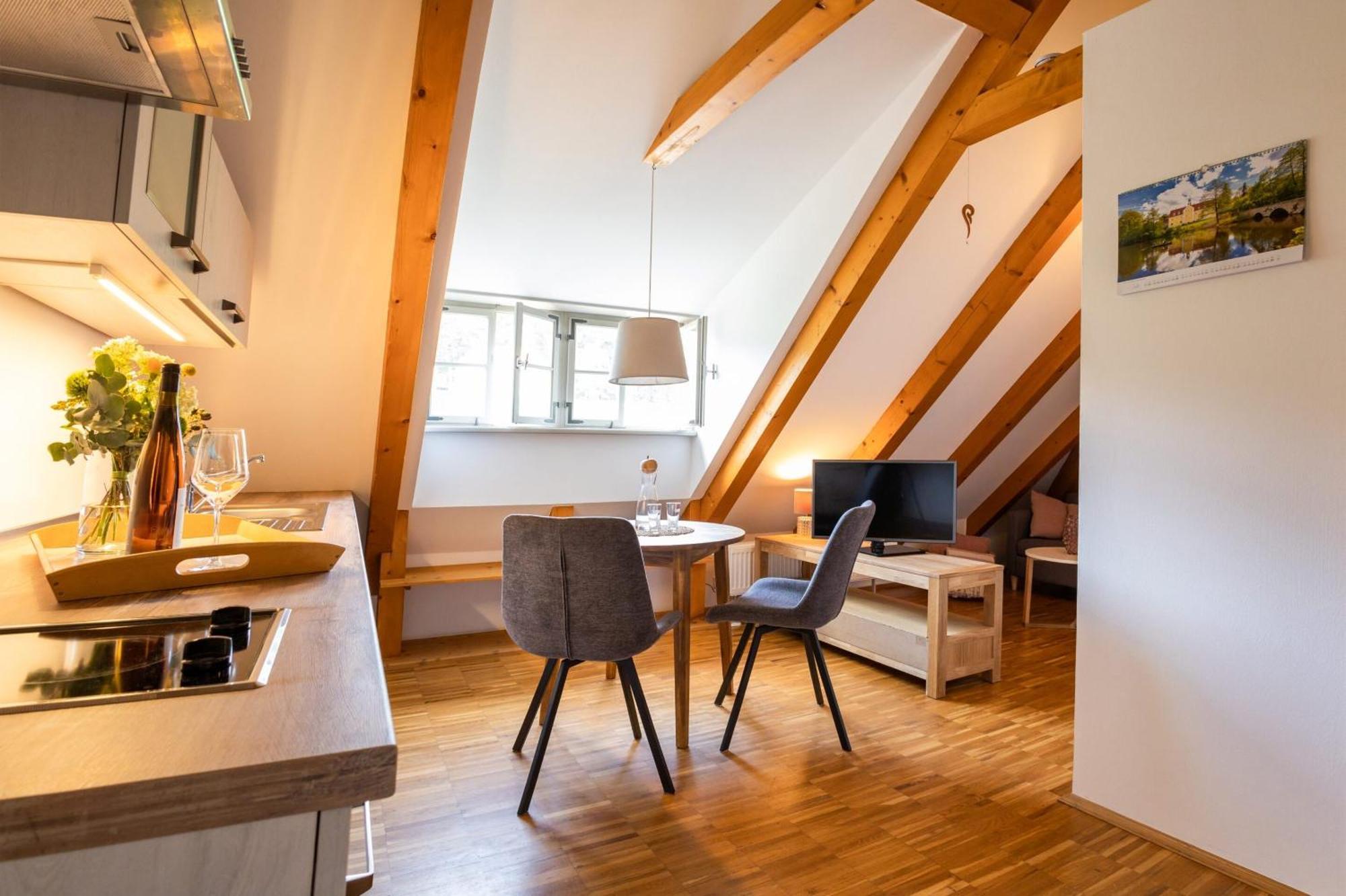 ラーデボイル Weingut Haus Steinbachヴィラ 部屋 写真