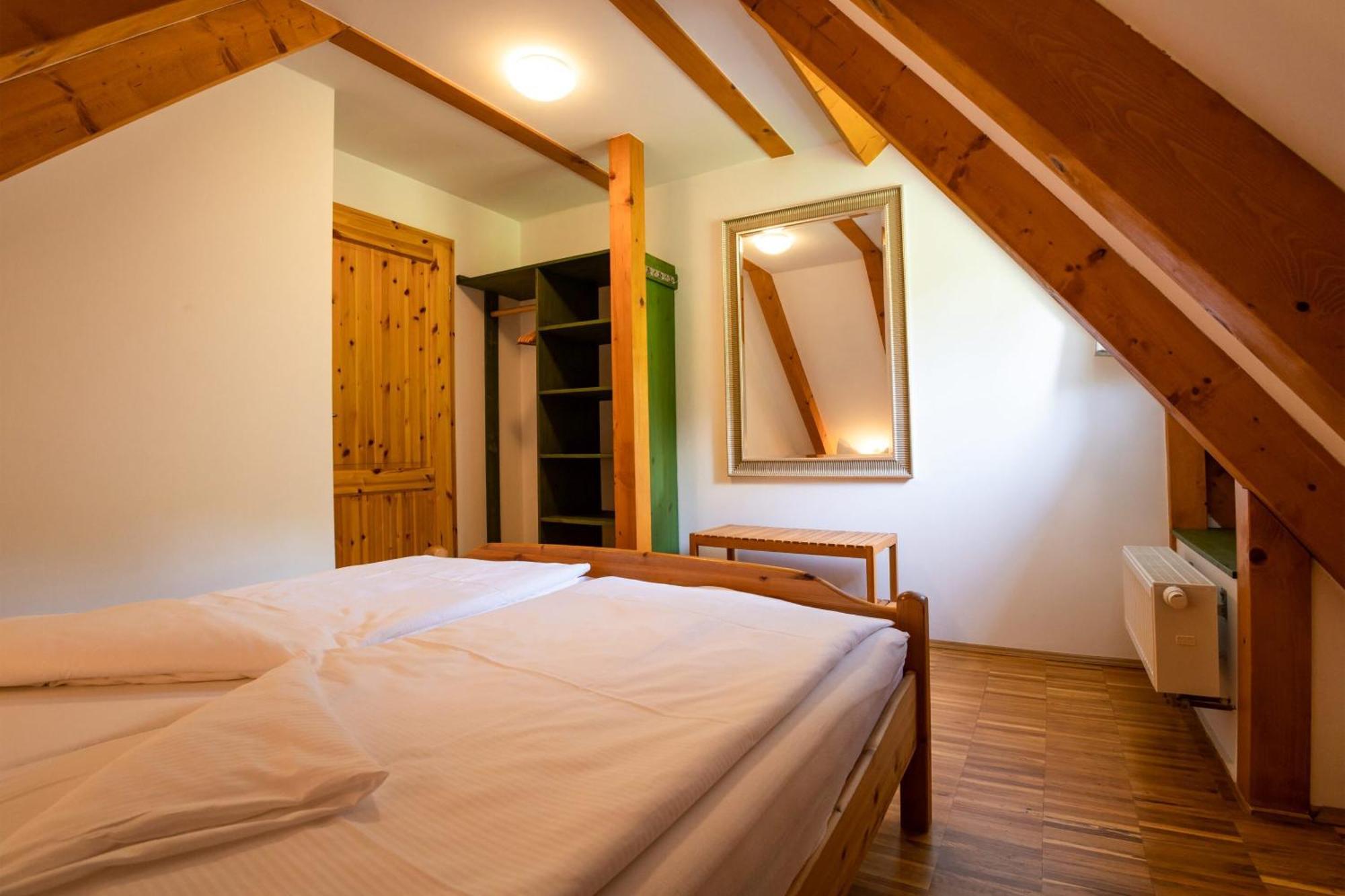 ラーデボイル Weingut Haus Steinbachヴィラ 部屋 写真