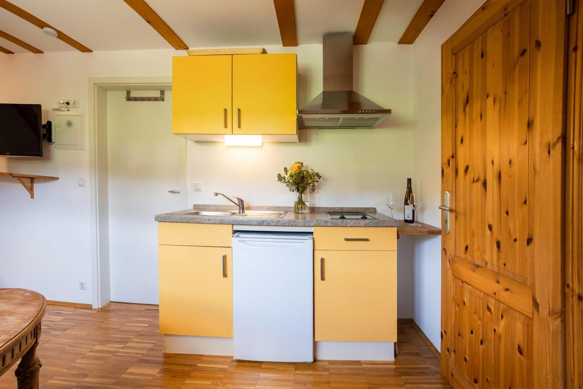 ラーデボイル Weingut Haus Steinbachヴィラ 部屋 写真