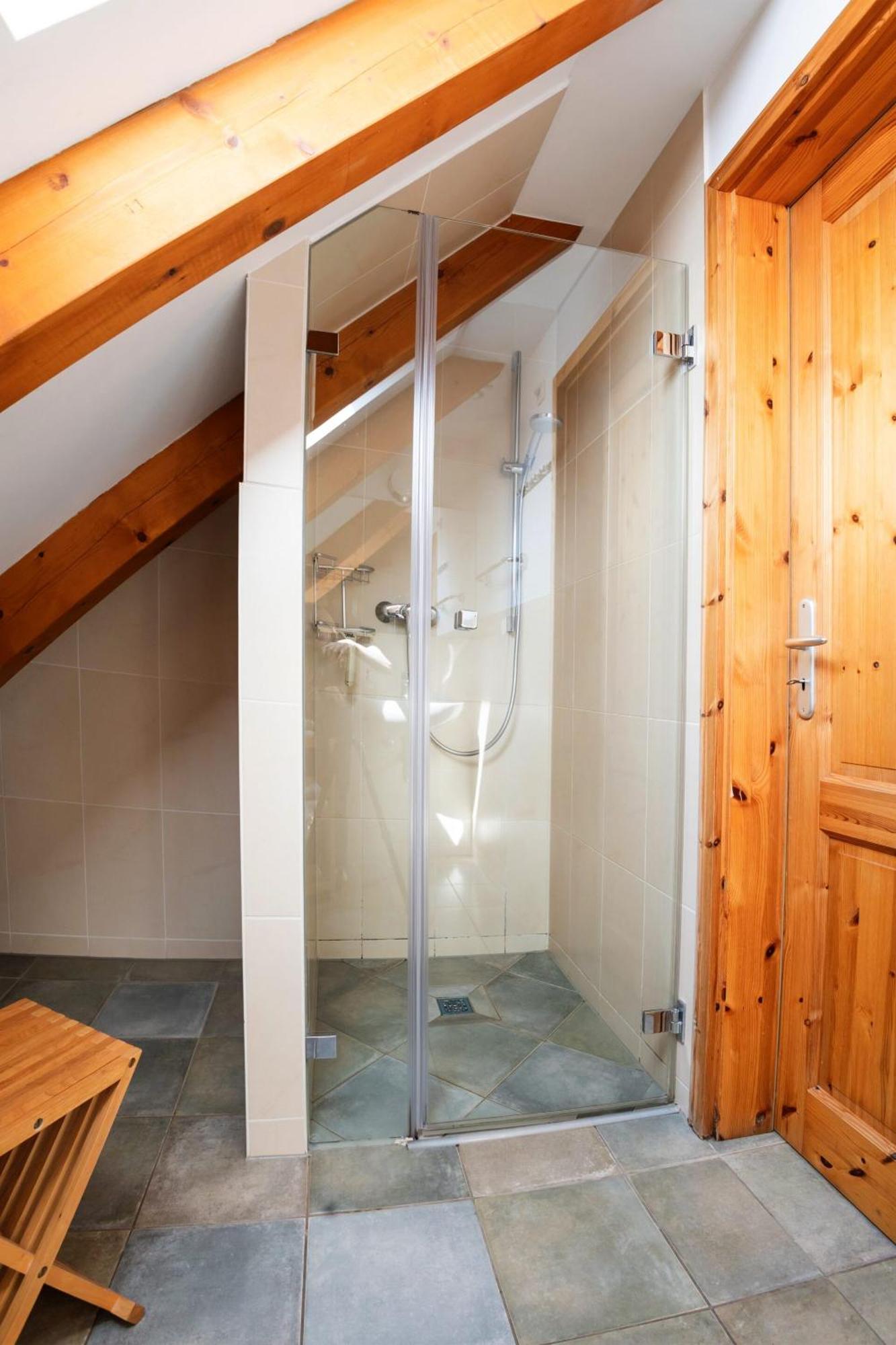ラーデボイル Weingut Haus Steinbachヴィラ 部屋 写真