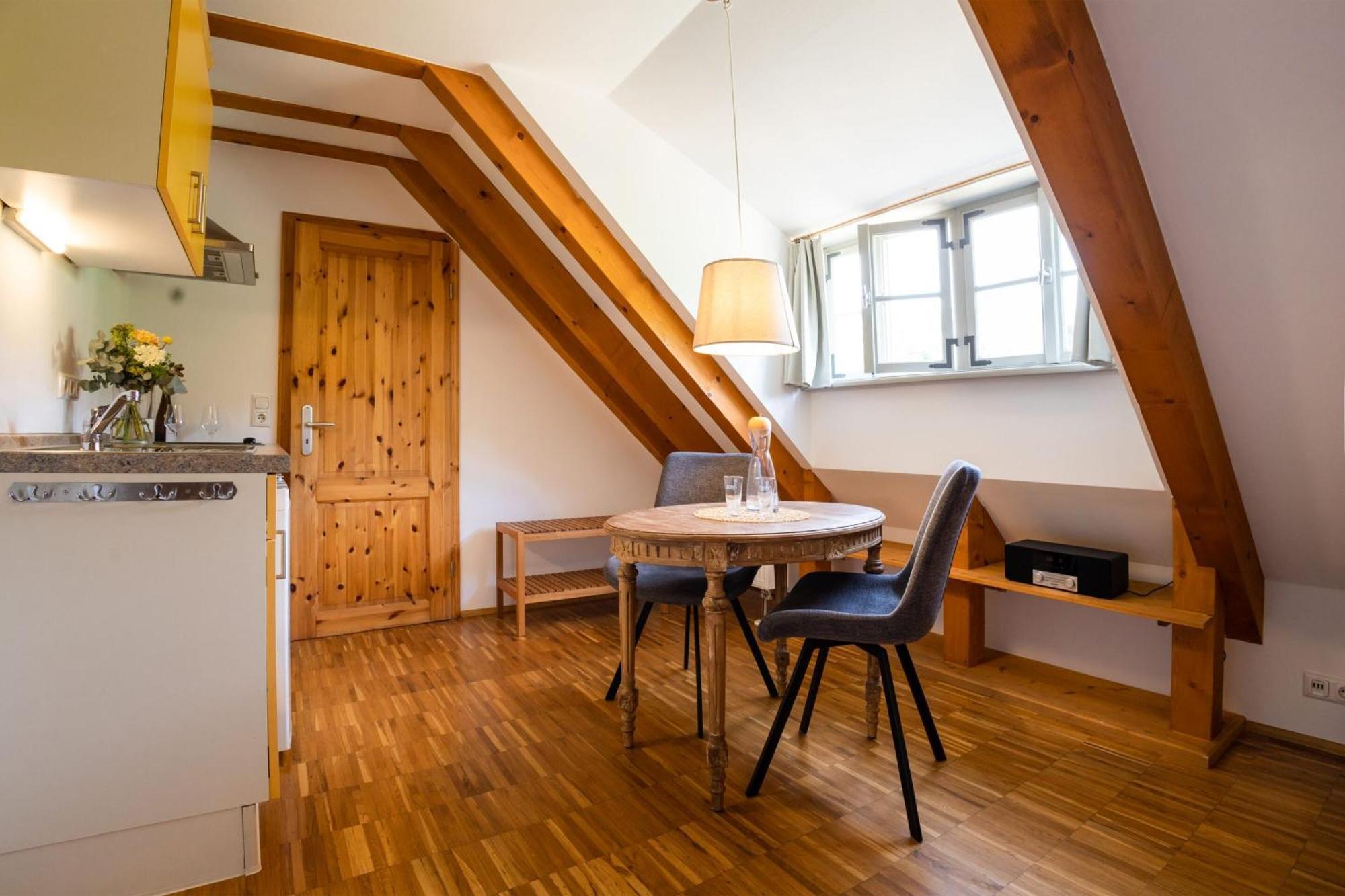 ラーデボイル Weingut Haus Steinbachヴィラ 部屋 写真
