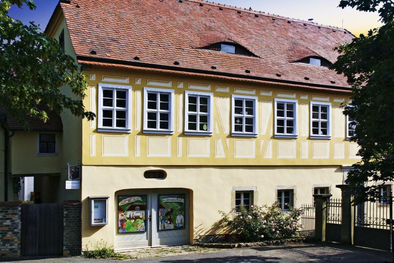ラーデボイル Weingut Haus Steinbachヴィラ エクステリア 写真
